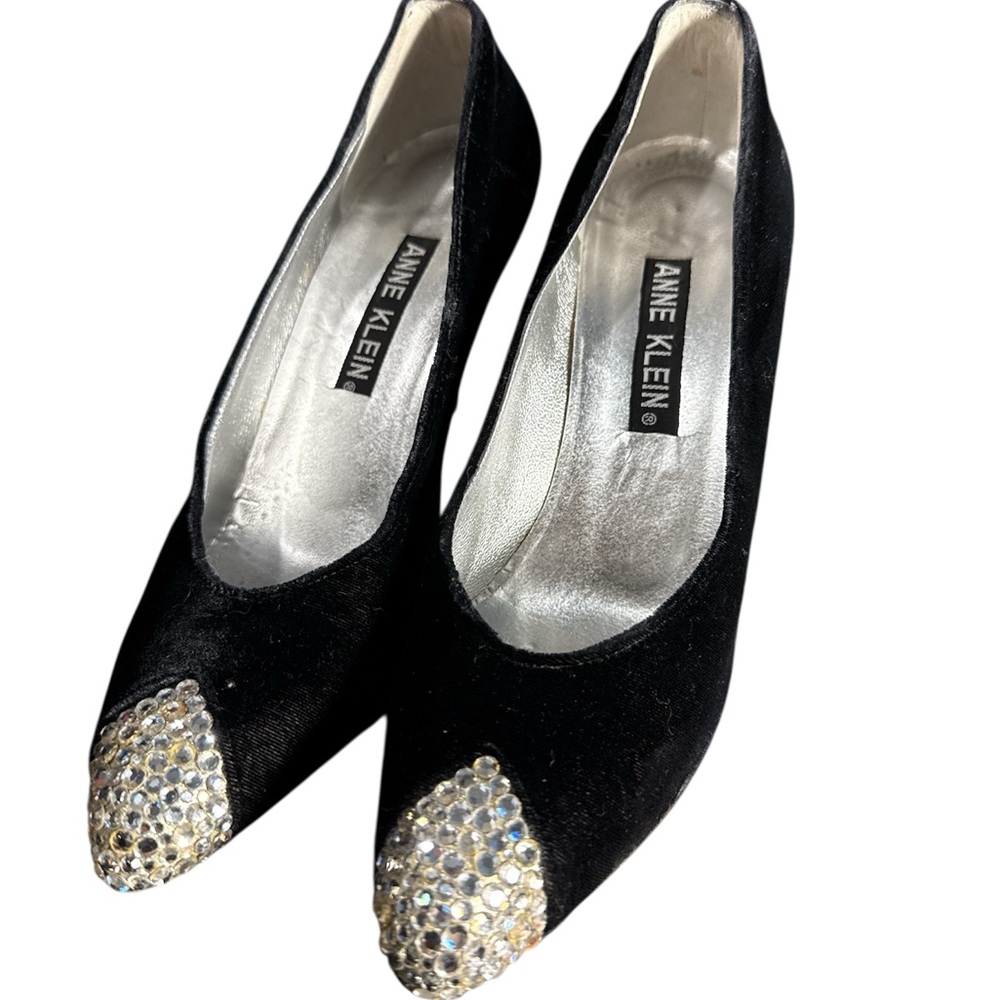 Vintage Anne Klein Black Velvet High Heels with Sparkling Toe Silver Accents 6N